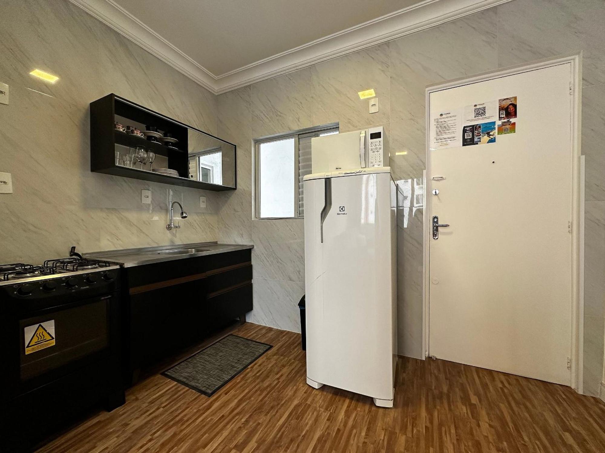 Po04- 1 Quarto Ao Lado Shop. Atlantico C/ Garagem Balneario Camboriu Ngoại thất bức ảnh