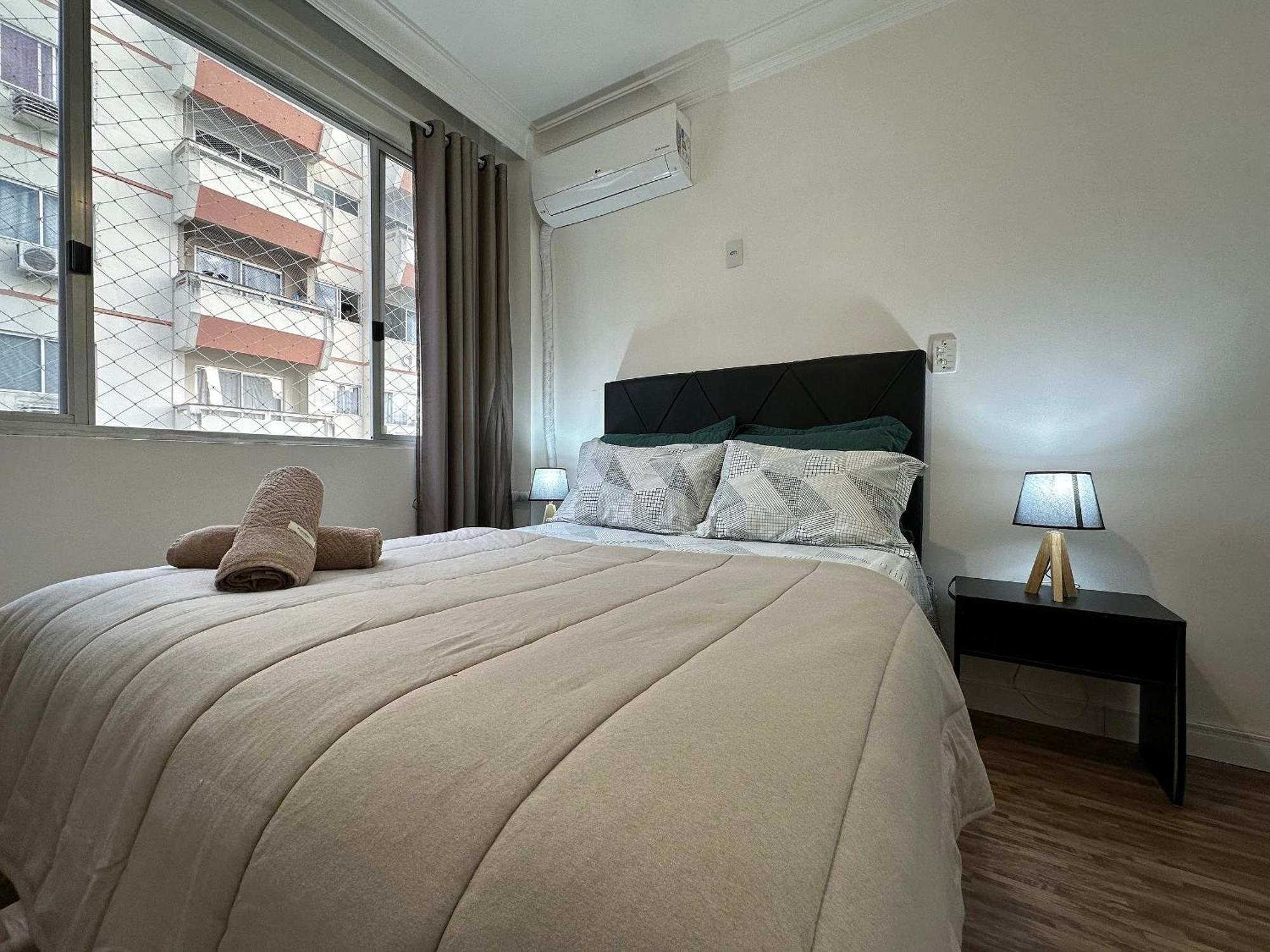 Po04- 1 Quarto Ao Lado Shop. Atlantico C/ Garagem Balneario Camboriu Ngoại thất bức ảnh